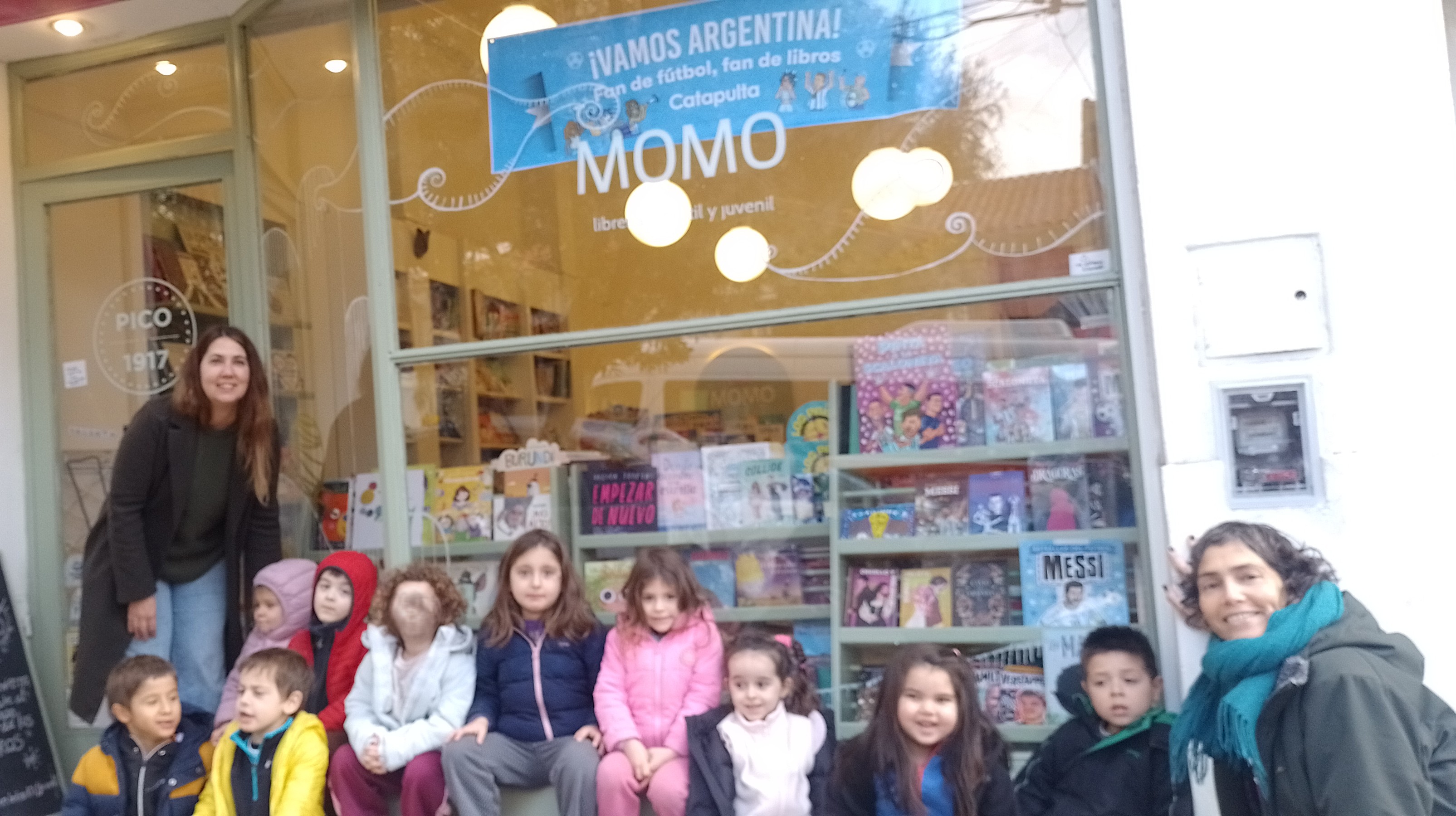 Visita a la Librería MOMO